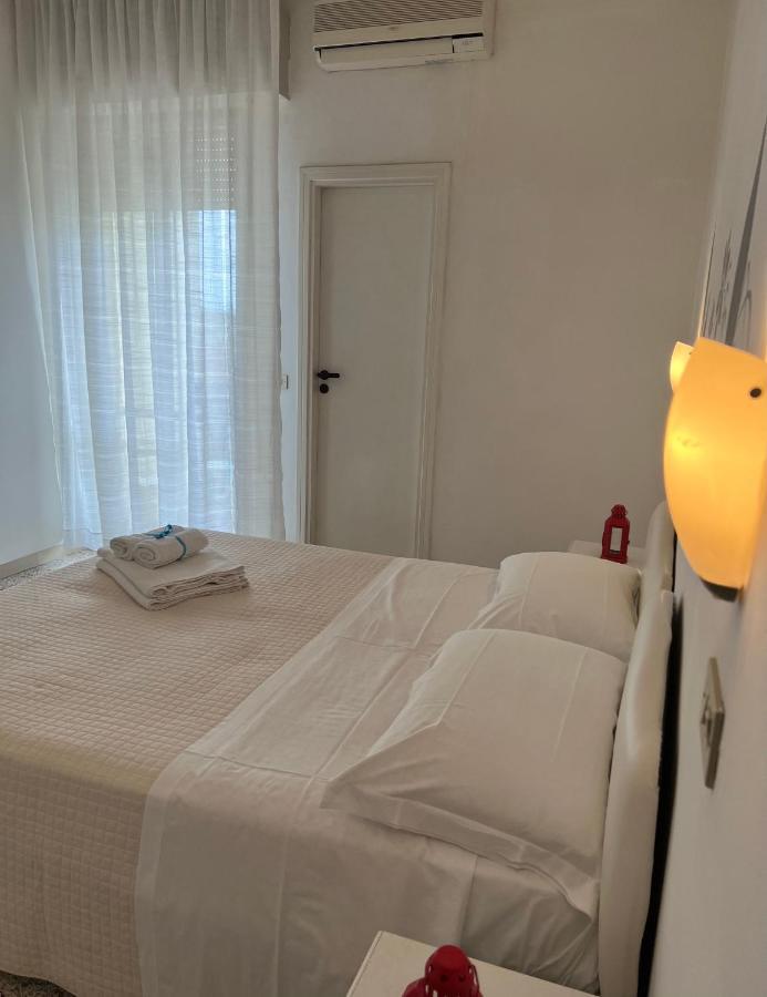 Albergo B&B Serafini Rimini Exterior foto